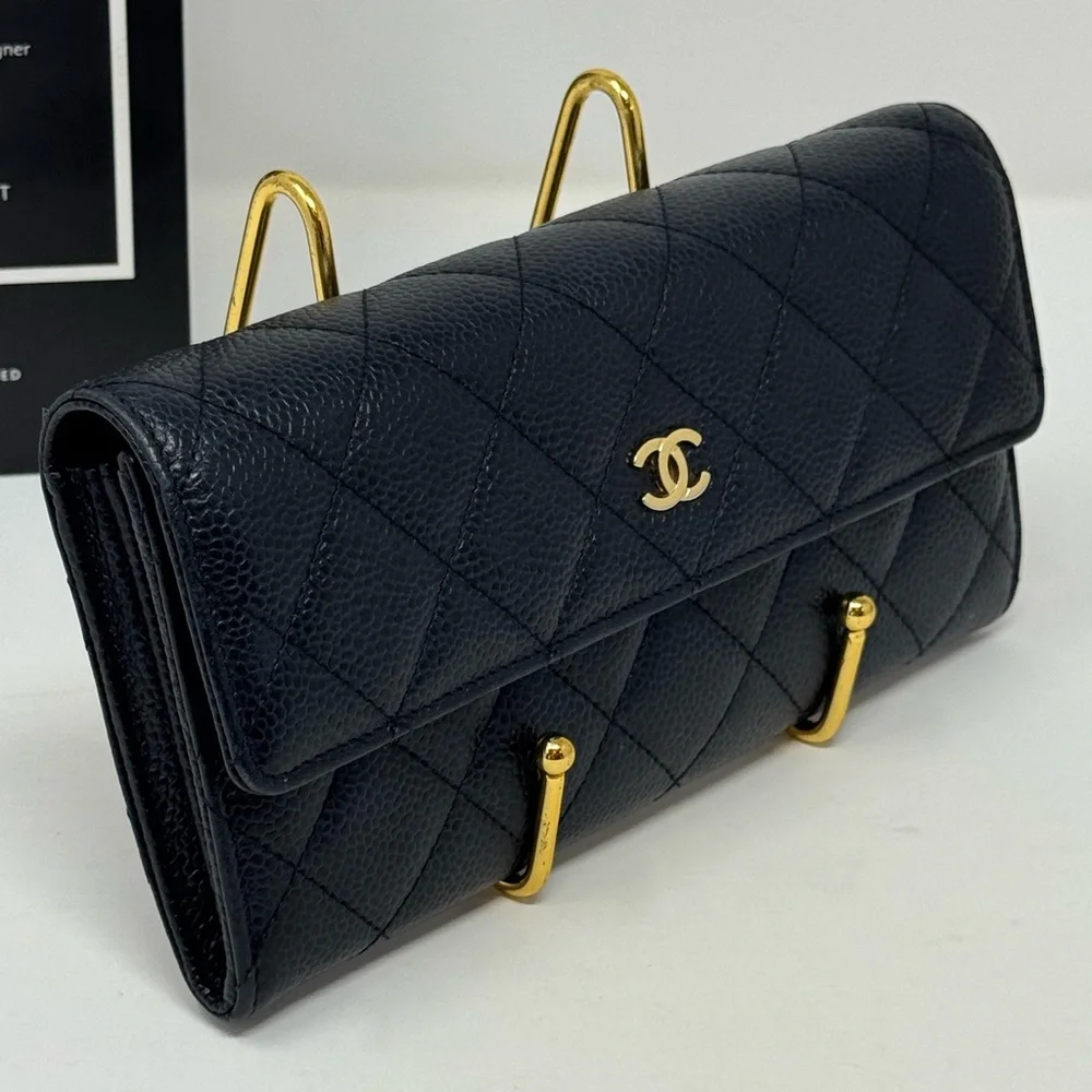 💯Authentic Chanel Black Quilted Caviar Leather Long Wallet Iconic CC Logo - Picture 3 of 9